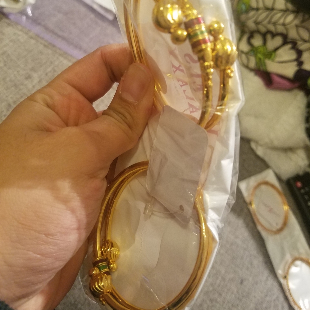 Golden bangles for Indian celebrations